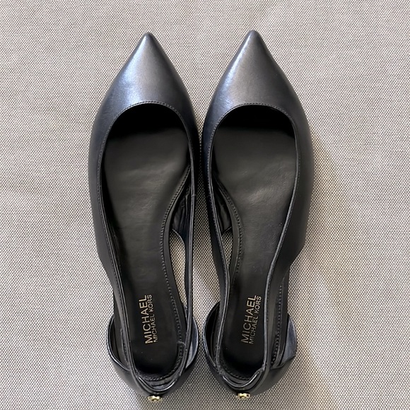 Michael Kors Flats - Picture 1 of 11
